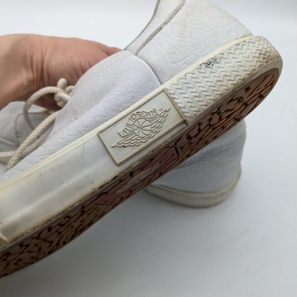 Nike Air Jordan Grown Low White Perforated Leather Trainers Men's 11 - Picture 5 of 9